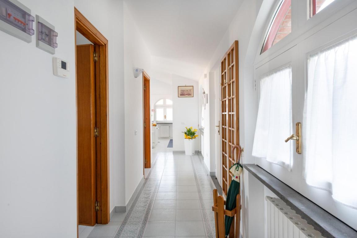 Sorrentovibes - Sea View Rooftop Apartment With Jacuzzi & Garden Exterior photo