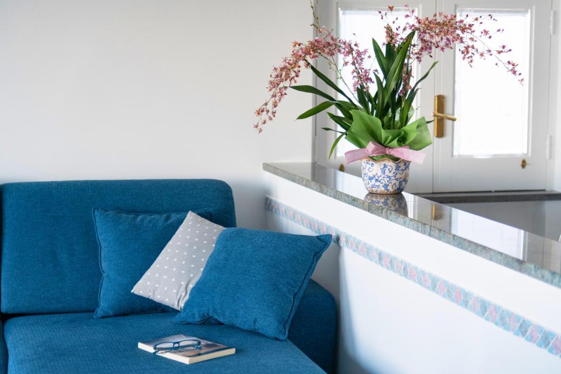 Sorrentovibes - Sea View Rooftop Apartment With Jacuzzi & Garden Exterior photo