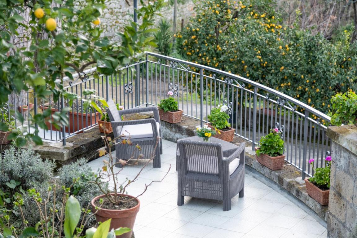 Sorrentovibes - Sea View Rooftop Apartment With Jacuzzi & Garden Exterior photo